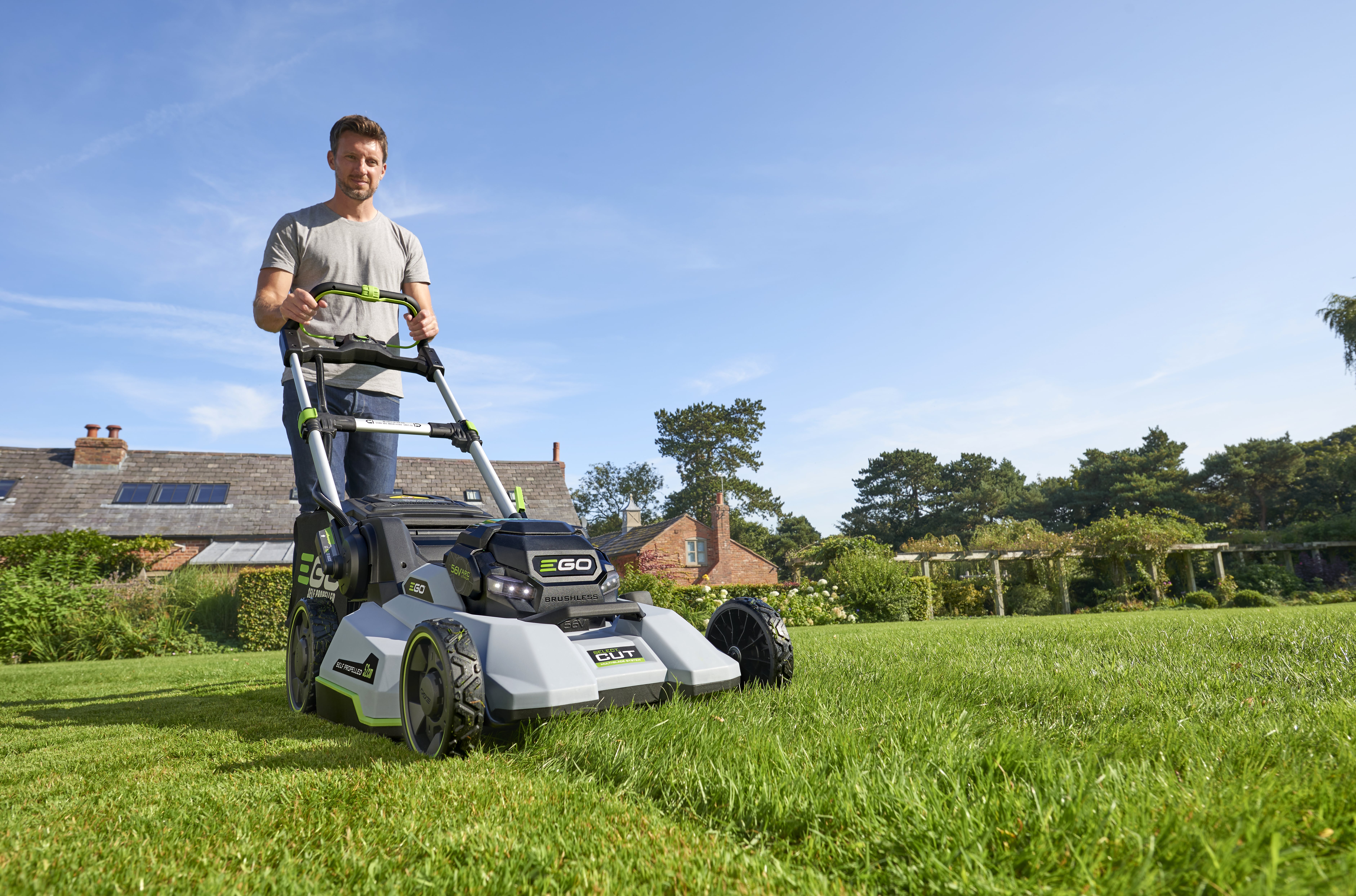 When to Replace Your Lawn Mower Blades: 5 Warning Signs